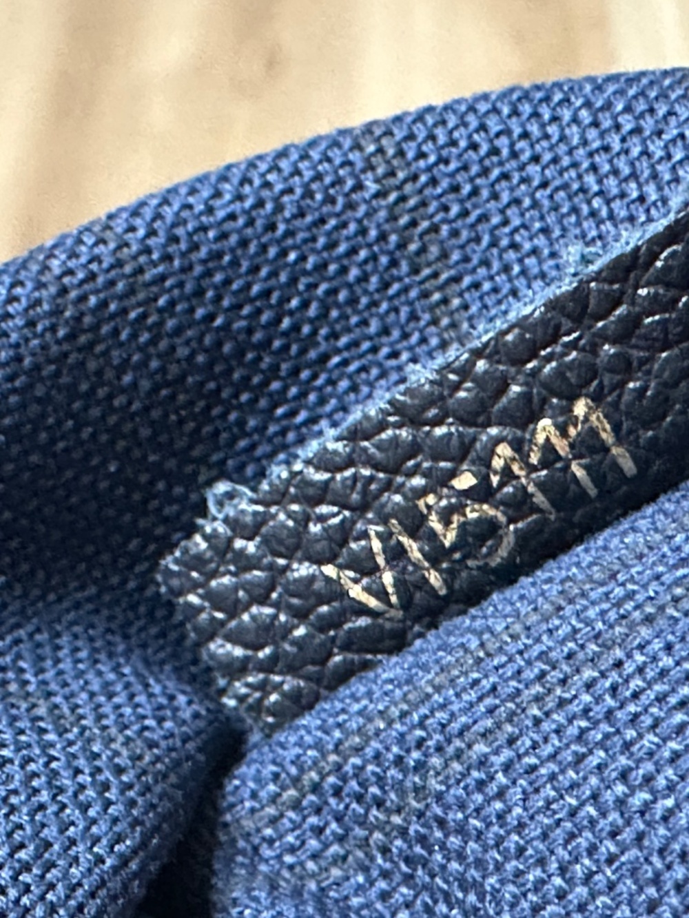 Louis Vuitton monogram lumineuse PM - Picture 10 of 11